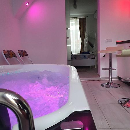 White House & Jacuzzi Sibiu Exterior foto